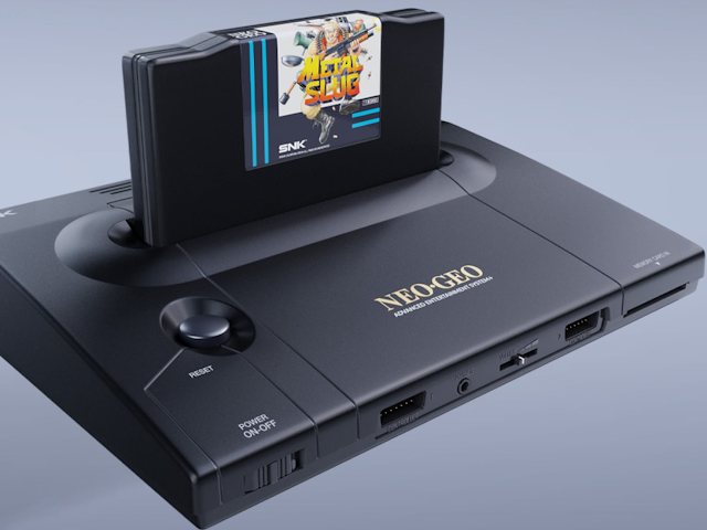 NeoGeo AES+ con Metal Slug insertado