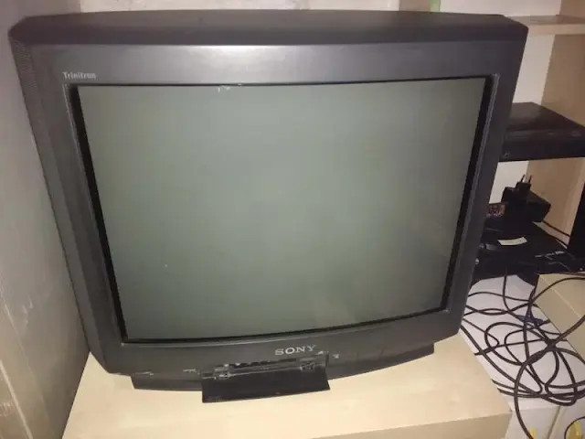 sony black trinitron 21" CRT kv-21x5e