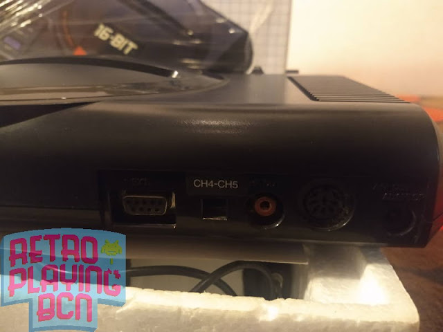 parte trasera megadrive pal asia