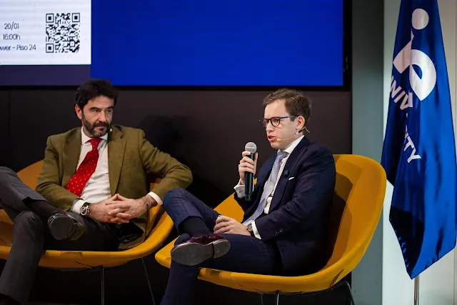 mesa redonda, Diego García del Río