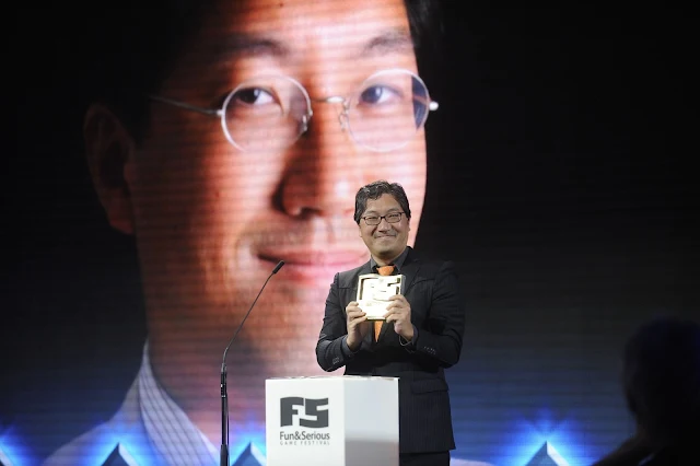 Recogiendo el premio Fun & Serious