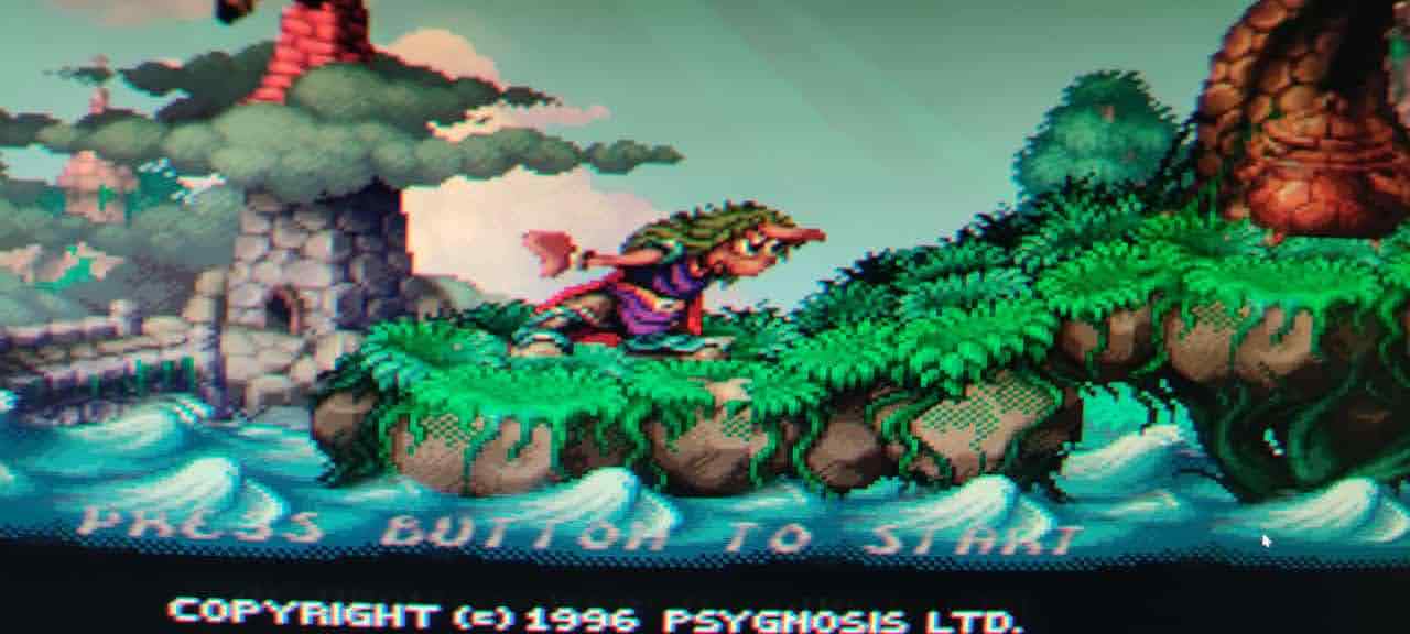 lomax pc con efecto shaderglass