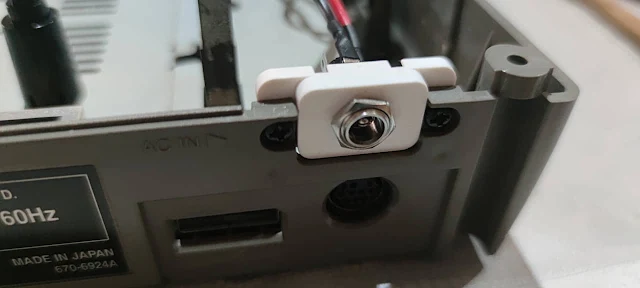 montaje embellecedor de la placa Saturn PSU